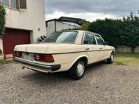Usata Mercedes 200 1981 Berlina