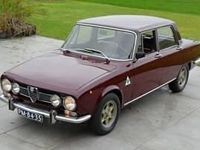 Usata Alfa Romeo 1750 116 CV (85 kW) 1971 Rosso Berlina