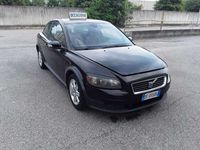 Usata Volvo C30 Kinetic 101 CV (74 kW) 2006 Nero Utilitaria