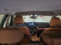 Usata BMW 520 Luxury Line 190 CV (139 kW) 2019 Blu/azzurro Station wagon