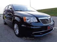 Usata Lancia Voyager Platinum 177 CV (130 kW) 2015 Nero Monovolume