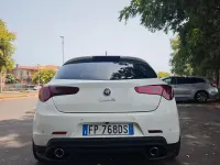 Usata Alfa Romeo Giulietta Distinctive 170 CV (125 kW) 2012 Bianco Utilitaria