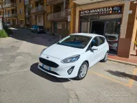 Usata Ford Fiesta 86 CV (63 kW) 2019 Bianco Utilitaria