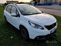 Usata Peugeot 2008 Active 102 CV (75 kW) 2019 Bianco SUV