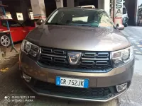 Usata Dacia Sandero 90 CV (66 kW) 2019 Marrone Berlina
