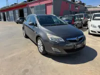 Usata Opel Astra Cosmo 110 CV (80 kW) 2012 Grigio Station wagon