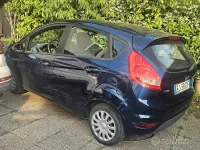 Usata Ford Fiesta 95 CV (69 kW) 2015 Blu Utilitaria