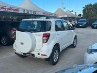 Usata Daihatsu Terios 104 CV (76 kW) 2008 Bianco SUV