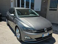Usata VW Polo Comfortline 90 CV (66 kW) 2019 Grigio Utilitaria