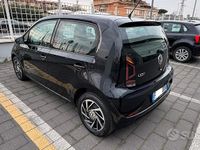 Usata VW up! Move 60 CV (44 kW) 2019 Nero Utilitaria