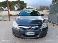 Usata Opel Astra Enjoy 88 CV (64 kW) 2010 Grigio Berlina