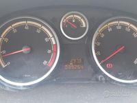 Usata Opel Corsa 85 CV (62 kW) 2010 Nero Utilitaria