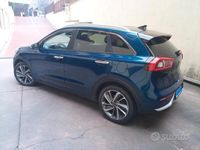 Usata Kia Niro 105 CV (77 kW) 2017 Blu/azzurro SUV