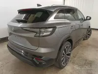 Usata Renault Austral Techno 148 CV (108 kW) 2026 Grigio SUV