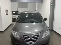 Usata Lancia Ypsilon Gold 69 CV (50 kW) 2015 Grigio Utilitaria