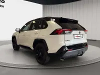 Usata Toyota RAV4 Hybrid Style 222 CV (163 kW) 2022 White pearl & deep black metallic SUV