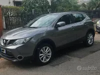 Usata Nissan Qashqai 116 CV (85 kW) 2017 Grigio SUV