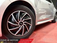 Usata Toyota Yaris Hybrid Active 116 CV (85 kW) 2021 Argento Berlina