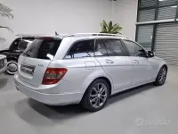 Usata Mercedes C220 Avantgarde 170 CV (125 kW) 2008 Grigio Station wagon