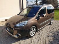 Usata Peugeot TePee Outdoor 92 CV (67 kW) 2012 Bronzo Station wagon