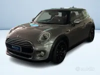 Usata Mini Cooper Hype 136 CV (100 kW) 2017 Argento metallizzato Utilitaria