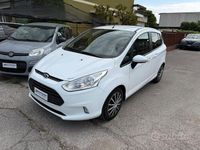 Begagnad Ford B-MAX Titanium 90 HK (66 kW) 2013 Vit Minibuss