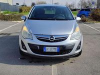 Usata Opel Corsa Edition 86 CV (63 kW) 2012 Argento Utilitaria