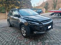 Usata Ford Kuga 120 CV (88 kW) 2015 Grigio SUV