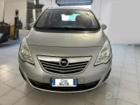 Usata Opel Meriva 101 CV (74 kW) 2015 Grigio Monovolume