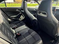 Käytetty Mercedes A180 109 HP (80 kW) 2017 Valkoinen Sedan