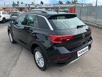 Usata VW T-Roc Life 110 CV (80 kW) 2022 Nero SUV