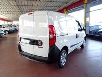 Usata Fiat Doblò S 105 CV (77 kW) 2022 Bianco Monovolume