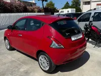 Usata Lancia Ypsilon 69 CV (50 kW) 2017 Rosso Utilitaria