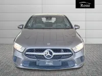 Usado Mercedes A180 Sport 116 HP (85 kW) 2018 Cinzento Sedan