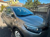 Usata Renault Captur 90 CV (66 kW) 2014 Marrone SUV