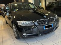 Usata BMW 318 143 CV (105 kW) 2012 Nero Station wagon