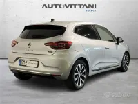 Usata Renault Clio V Techno 91 CV (66 kW) 2023 Grigio