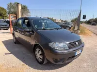 Usata Fiat Punto 69 CV (50 kW) 2005 Nero Utilitaria