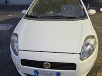 Occasion Fiat Grande Punto 75 ch (55 kW) 2011 Blanc Citadine
