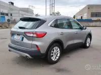 Usata Ford Kuga Titanium 120 CV (88 kW) 2022 Grigio SUV