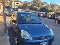 Usata Ford Fiesta 68 CV (50 kW) 2005 Blu Utilitaria