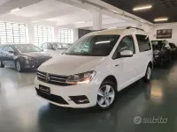 Usata VW Caddy Trendline 102 CV (75 kW) 2016 Bianco Monovolume