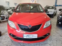 Usata Lancia Ypsilon 69 CV (50 kW) 2018 Rosso Utilitaria