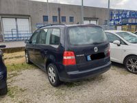 Usata VW Touran 140 CV (102 kW) 2006 Nero Monovolume