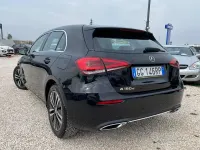 Usata Mercedes 180 116 CV (85 kW) 2021 Nero Berlina