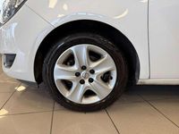 Usata Opel Meriva 101 CV (74 kW) 2017 Bianco Monovolume