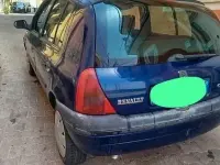Usata Renault Clio 58 CV (42 kW) 1999 Bluazzurro Berlina
