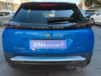 Usata Peugeot e-2008 GT 56 kW (77 CV) 2021 Bluazzurro SUV