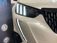 Usata Peugeot 2008 GT-line 131 CV (96 kW) 2020 Bianco SUV