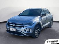 Usata VW T-Roc Style 110 CV (80 kW) 2023 Pyrite SUV
